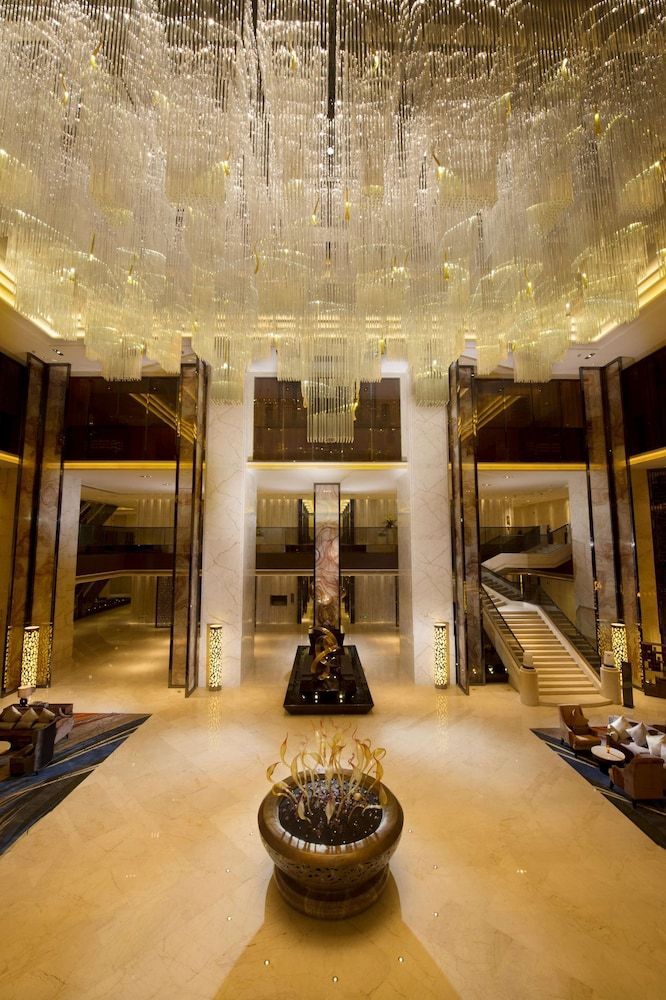 Hilton Zhongshan Downtown 2