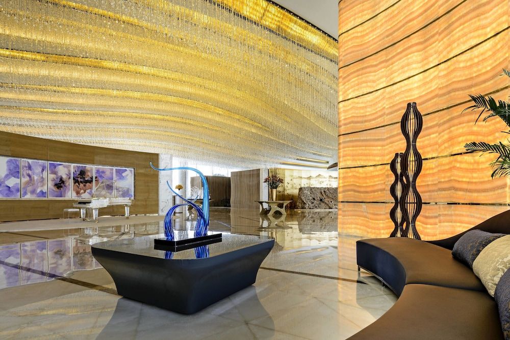 Sheraton Huzhou Hot Spring Resort 2