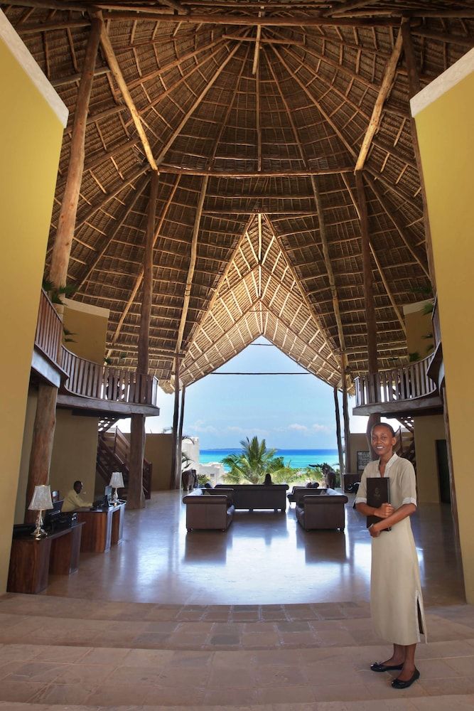 Gold Zanzibar Beach House & Spa 2