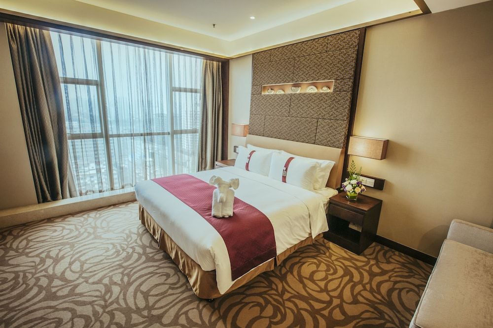 Holiday Inn Xi'an Big Goose Pagoda 3