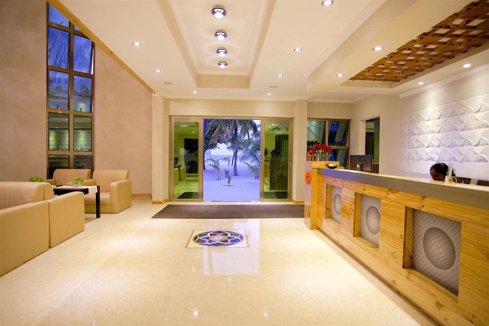 Kaani Beach Hotel at Maafushi 2