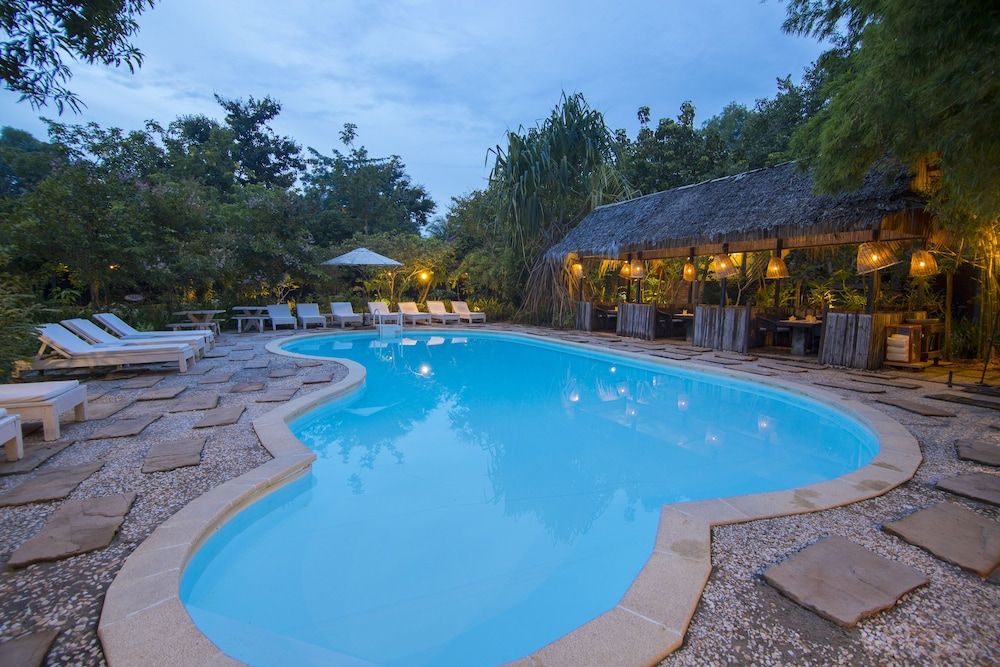 Palm Village Resort & Spa 1 Palm Village Resort & Spa 1