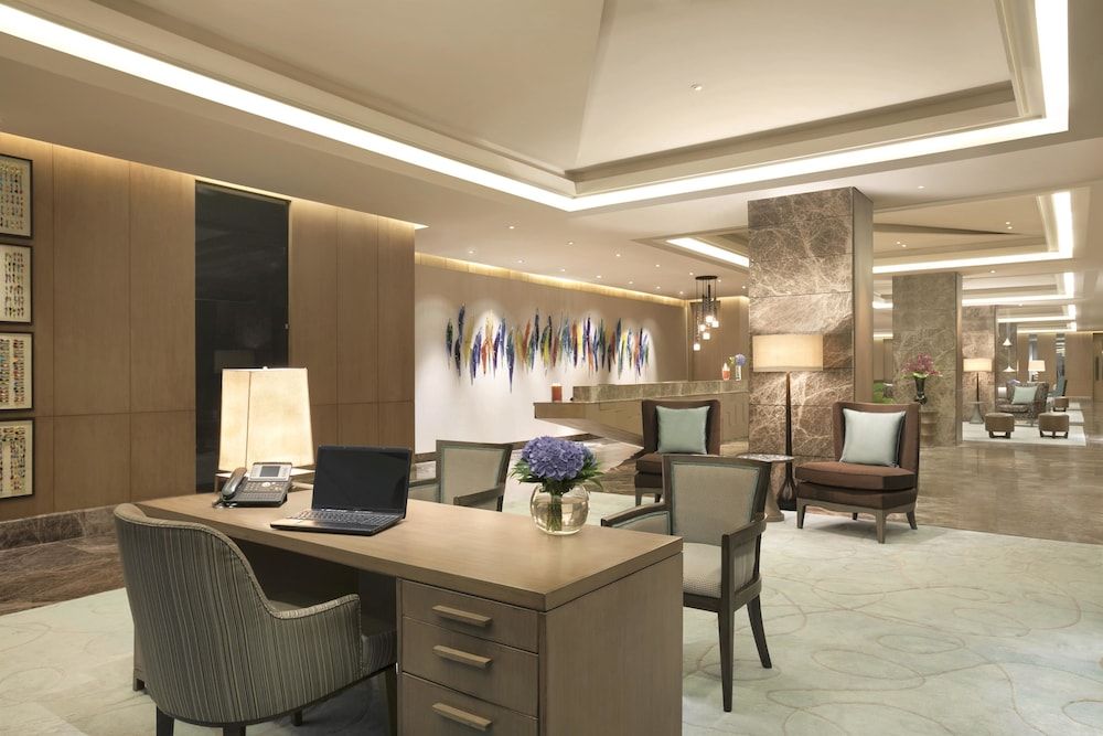 The Leela Ambience Convention Hotel, Delhi 3
