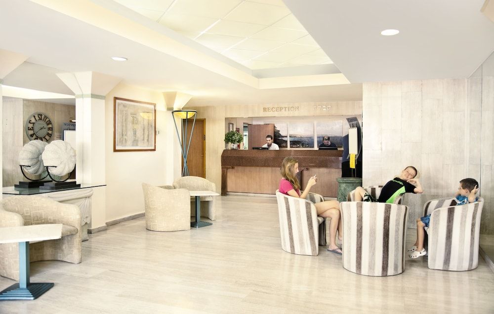 Royal Inn Hotel Tiberias 2