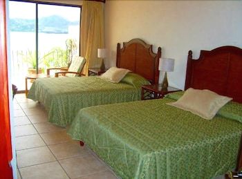 Flamingo Marina Resort 2