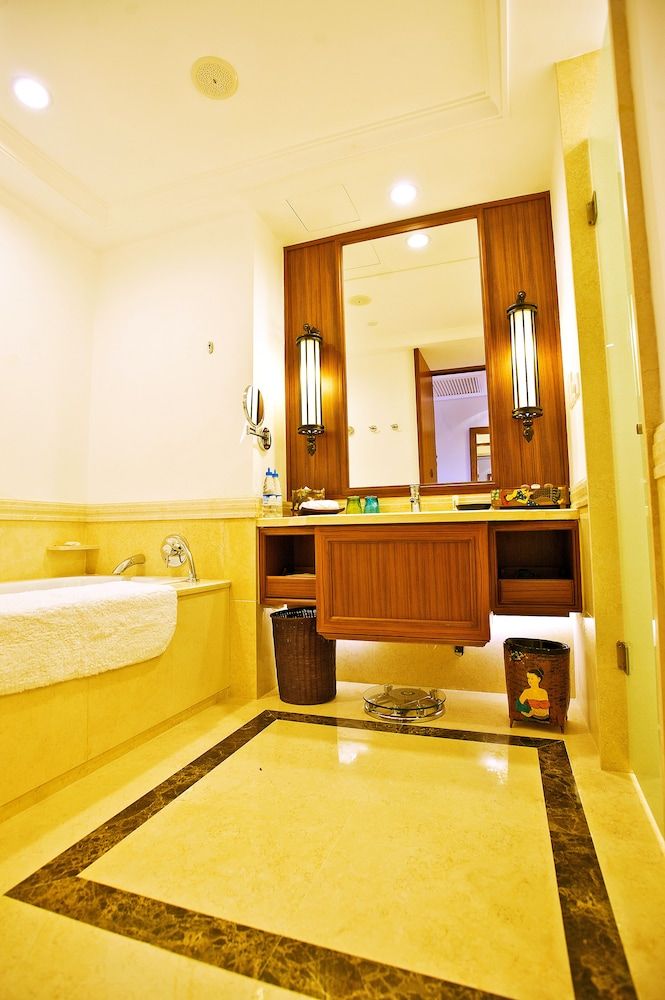 InterContinental Xishuangbanna Resort 2