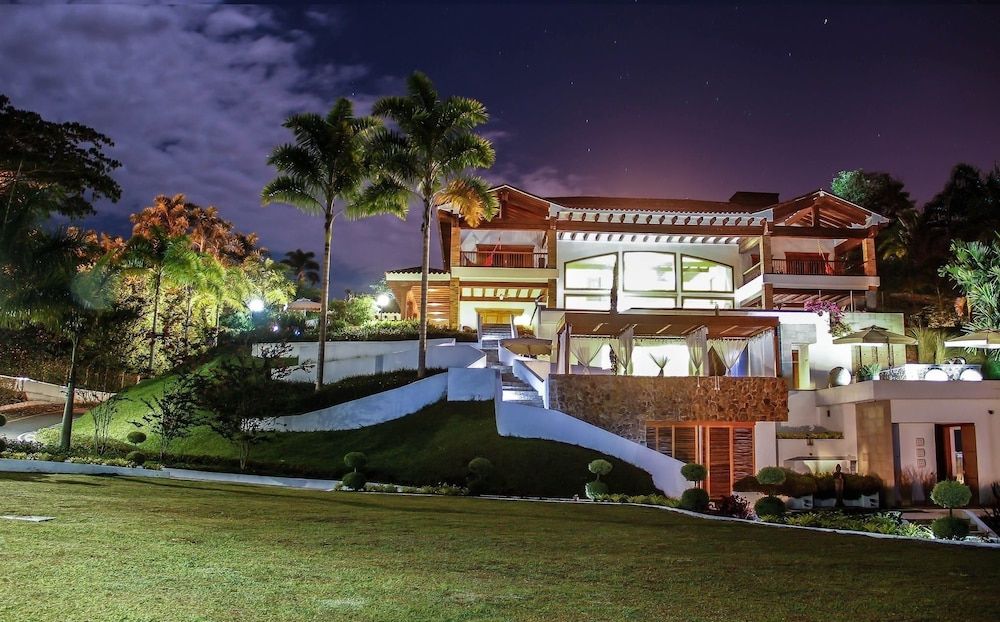 Visus Hotel Boutique & Spa 1