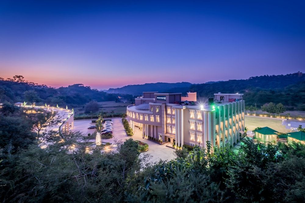 Golden Tulip Chandigarh Panchkula 1