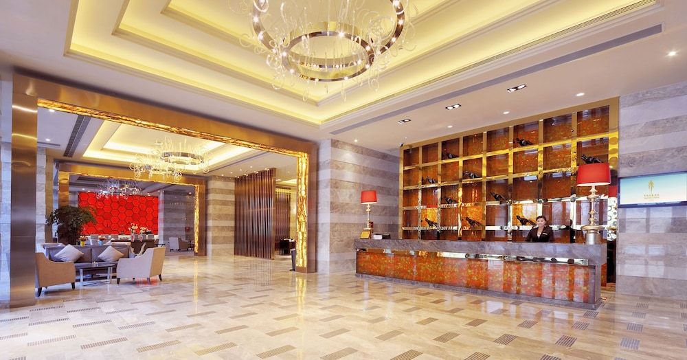 Royal Suites & Tower 3 Royal Suites & Tower 3