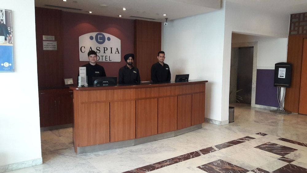 Caspia Hotel New Delhi Shalimar Bagh 3