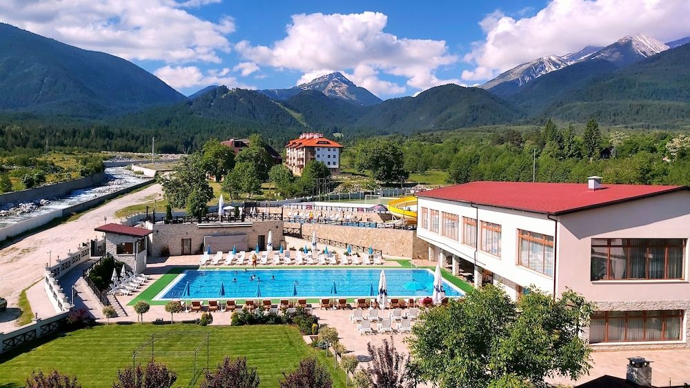 Regnum Bansko Hotel & Thermal pools in Banya 5 estrellas en Bansko