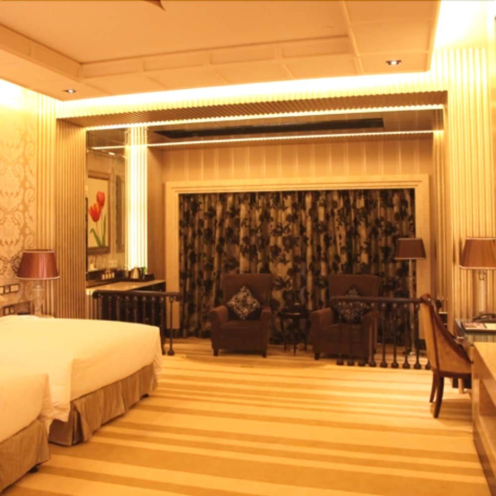 Chateau Star River Taiyuan 3