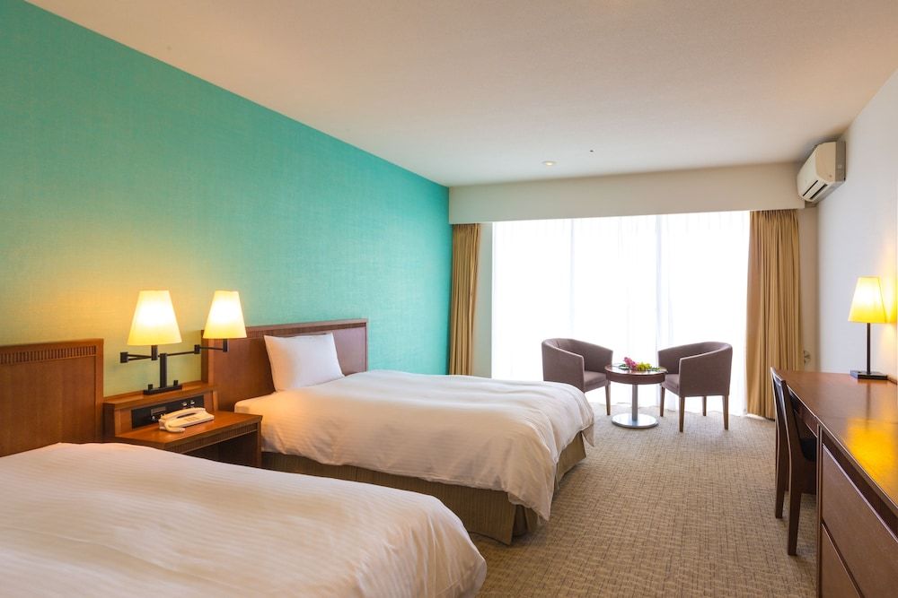 EM Wellness Resort Costavista Okinawa Hotel & Spa 2