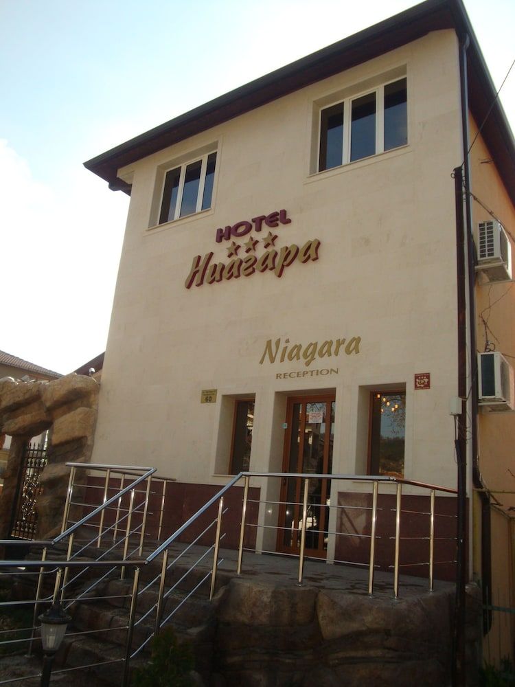Hotel Niagara