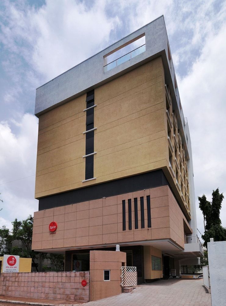 Spree Shivai Hotel 1