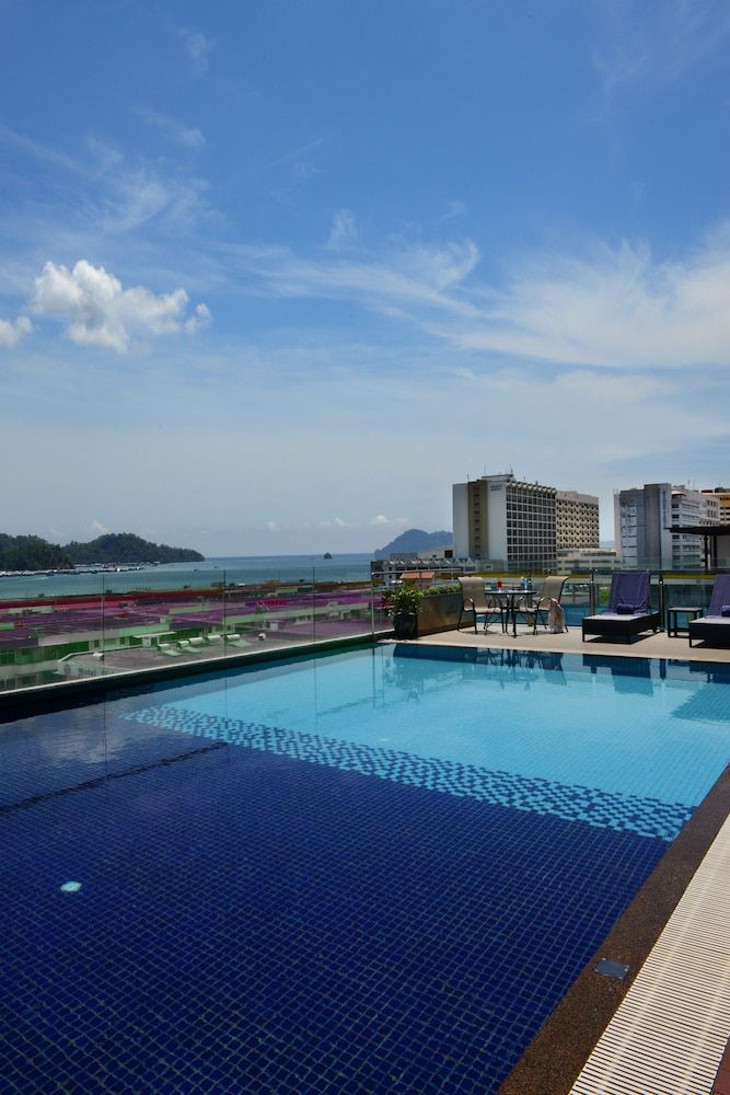 Horizon Hotel 4 estrellas en Kota Kinabalu