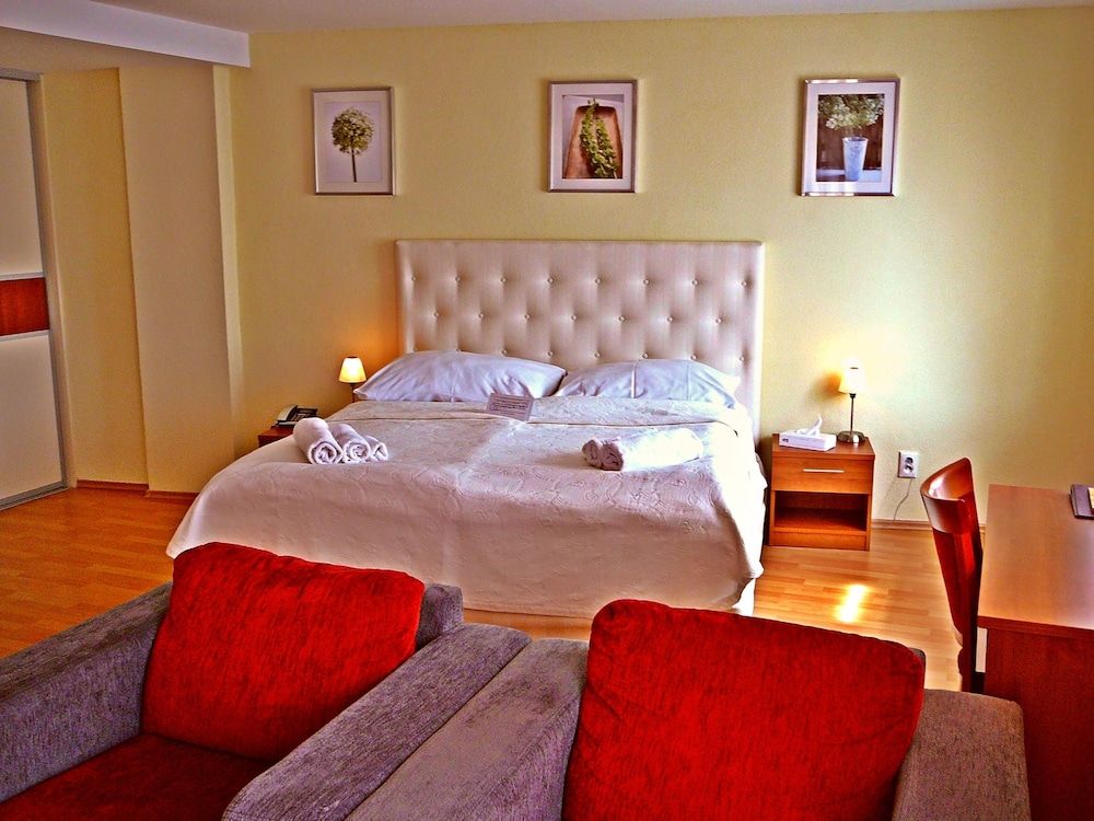 Urpin City Residence 3 étoiles à Banská Bystrica