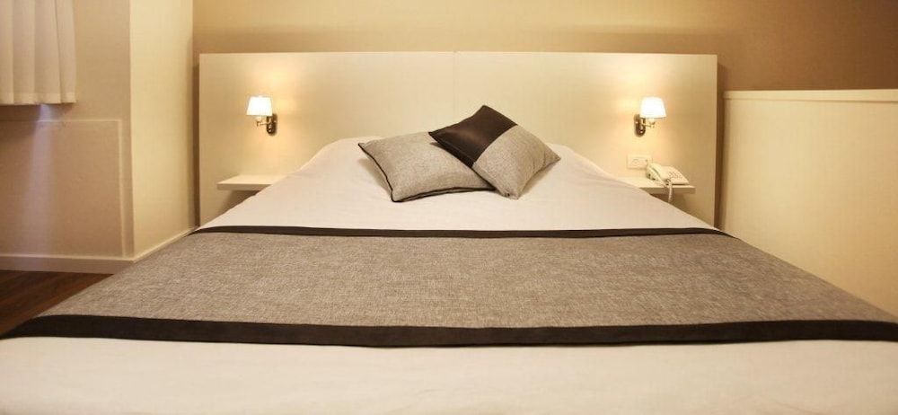 Marine Heights Suites 3