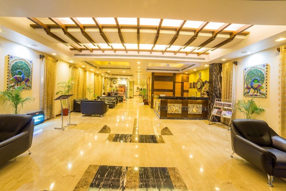 Amantra Comfort Hotel 3