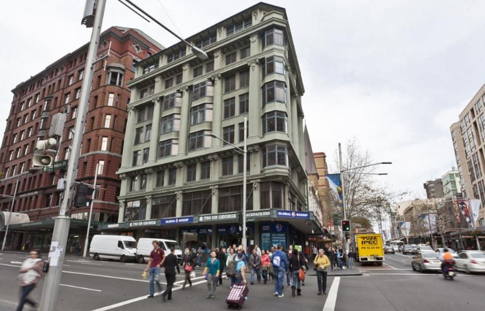 790 on George Backpackers 1 790 on George Backpackers 1