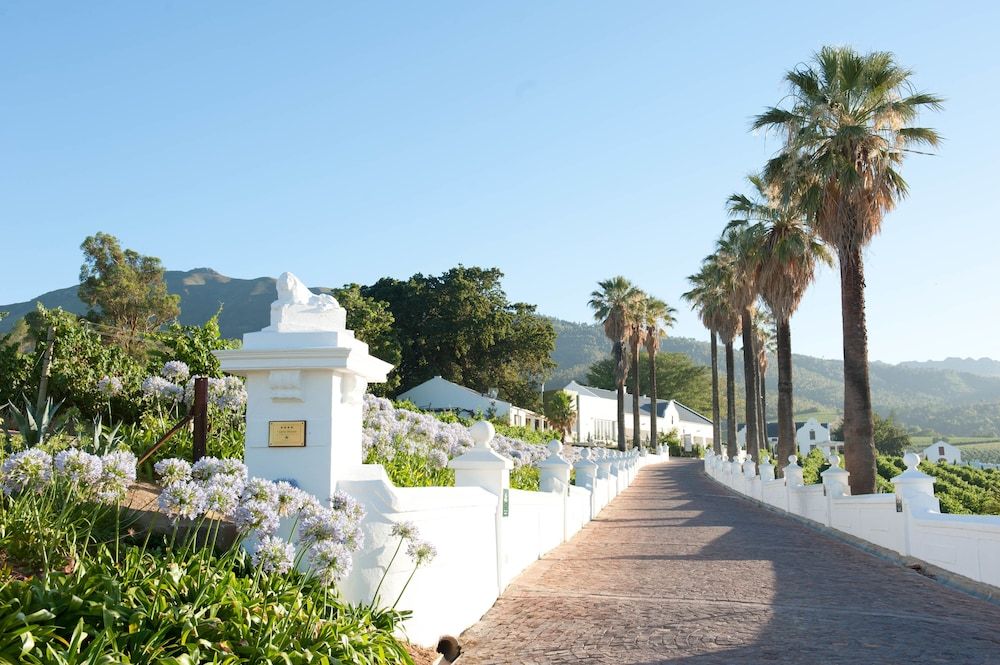 Val du Charron Guest House & Wine Estate