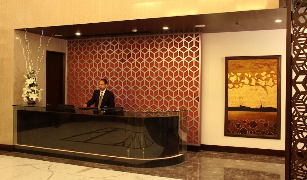 Golden Tulip Delhi-Chattarpur 3