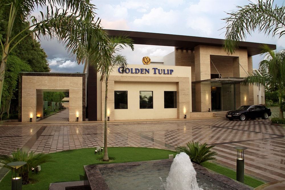 Golden Tulip Delhi-Chattarpur 1