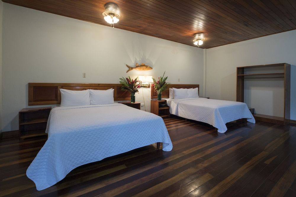 Crocodile Bay Resort 3