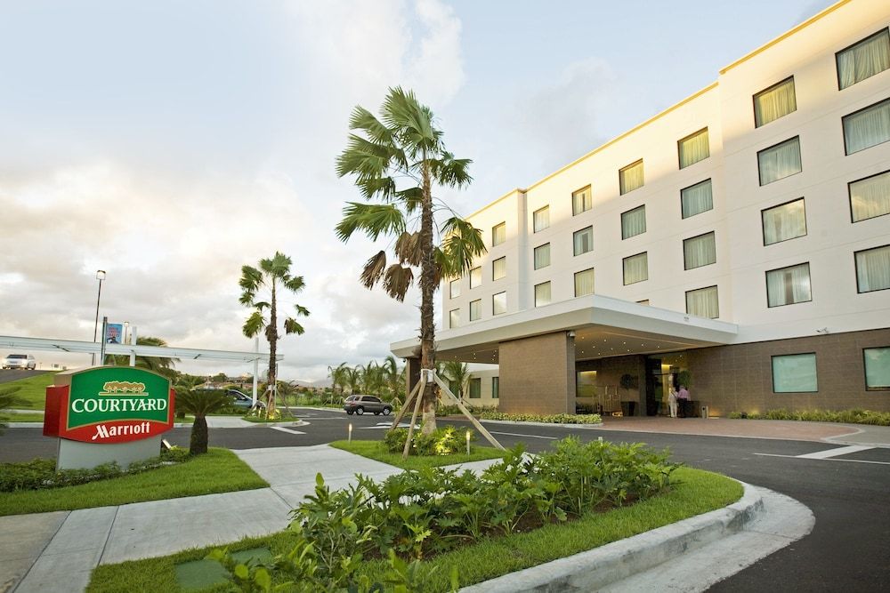 Courtyard by Marriott Panama Metromall 1