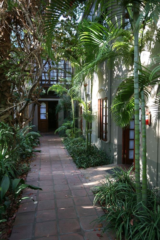 Le Must River Residence 1