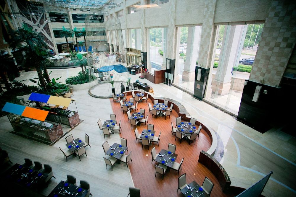 Four Points by Sheraton Qingdao Chengyang 2 Four Points by Sheraton Qingdao Chengyang 2