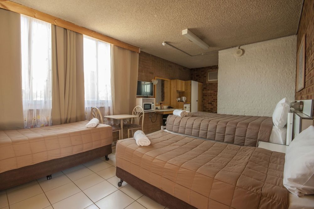 Marco Polo Motor Inn Sydney 3