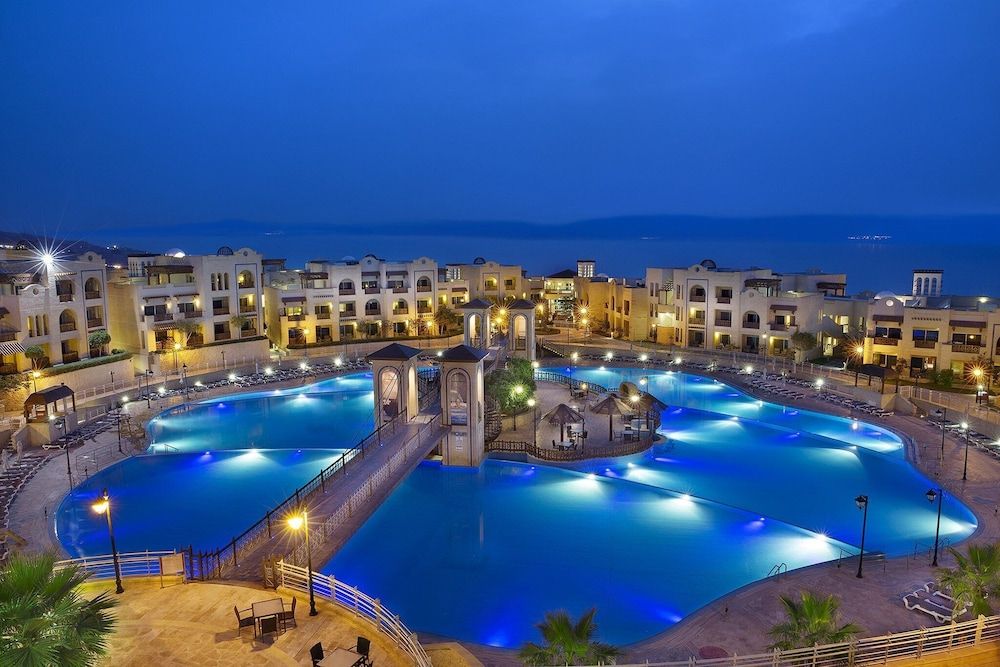 Crowne Plaza Jordan Dead Sea Resort & Spa 5 estrelas em Sowayma