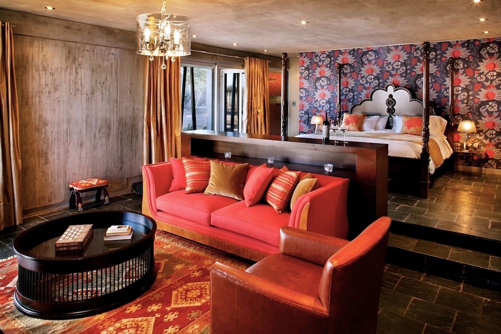 Entre Cielos Only Adults 2