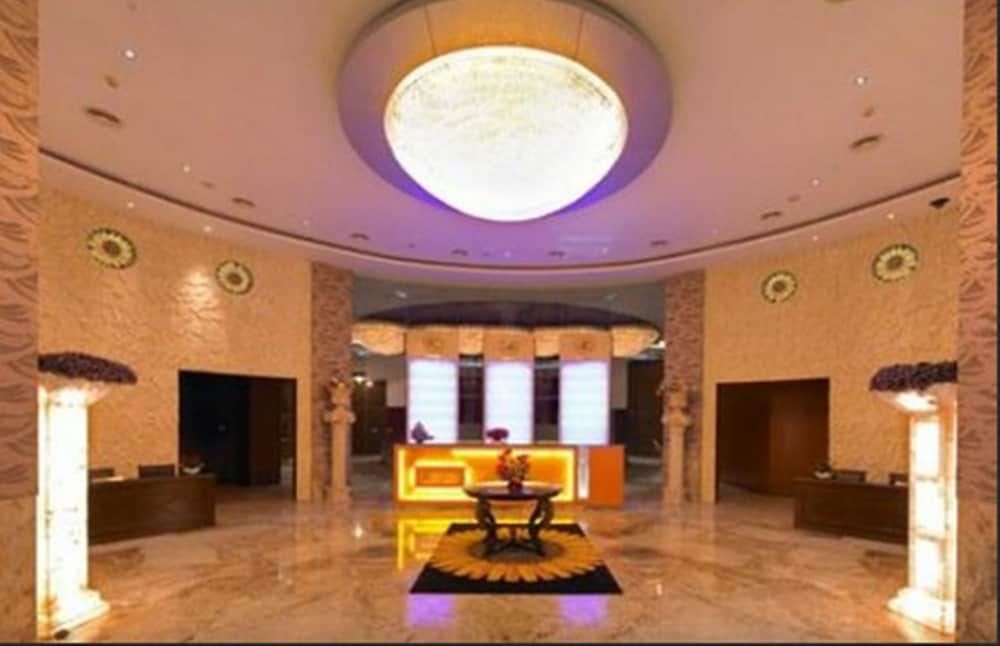 Royal Orchid Central Kireeti 2