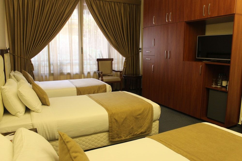 Golden Tulip Midtown Hotel and Suites 3