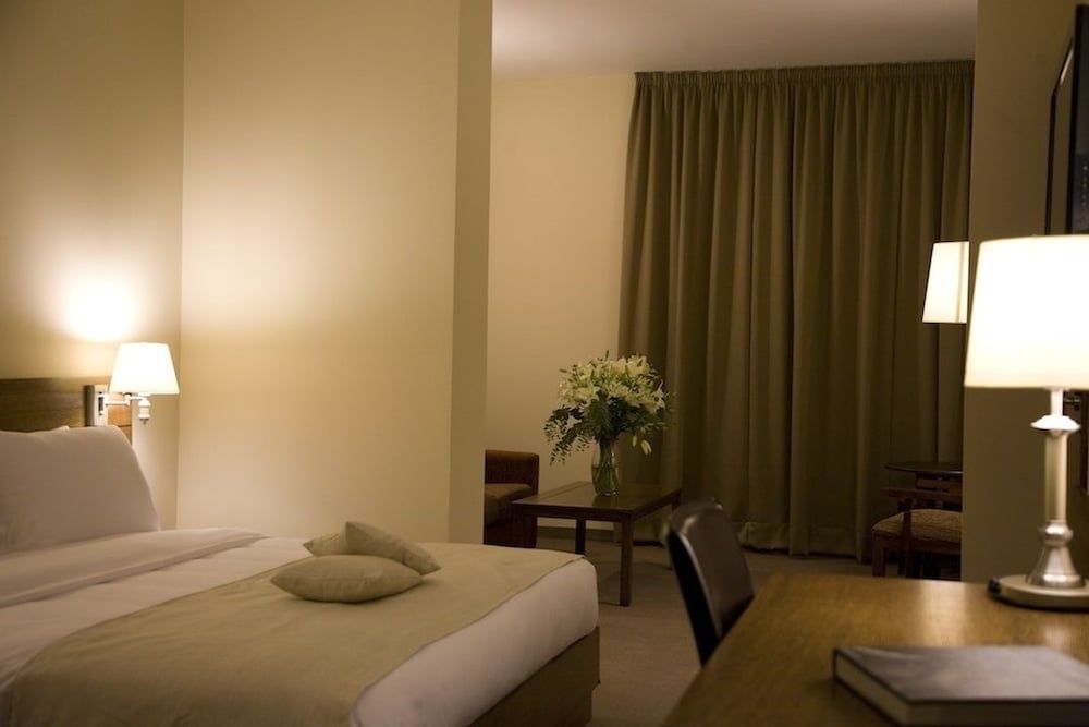 The Cosmopolitan Hotel 3