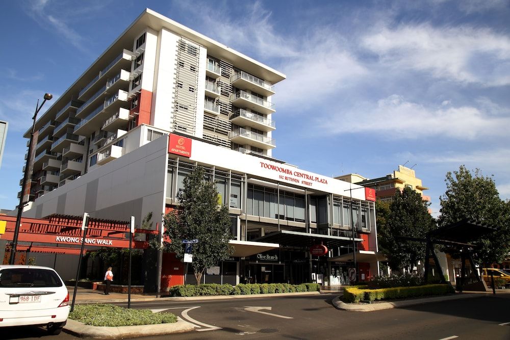 Toowoomba Central Plaza Apartment Hotel 1