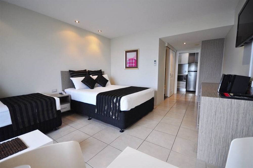 Aquarius on the Beach 3