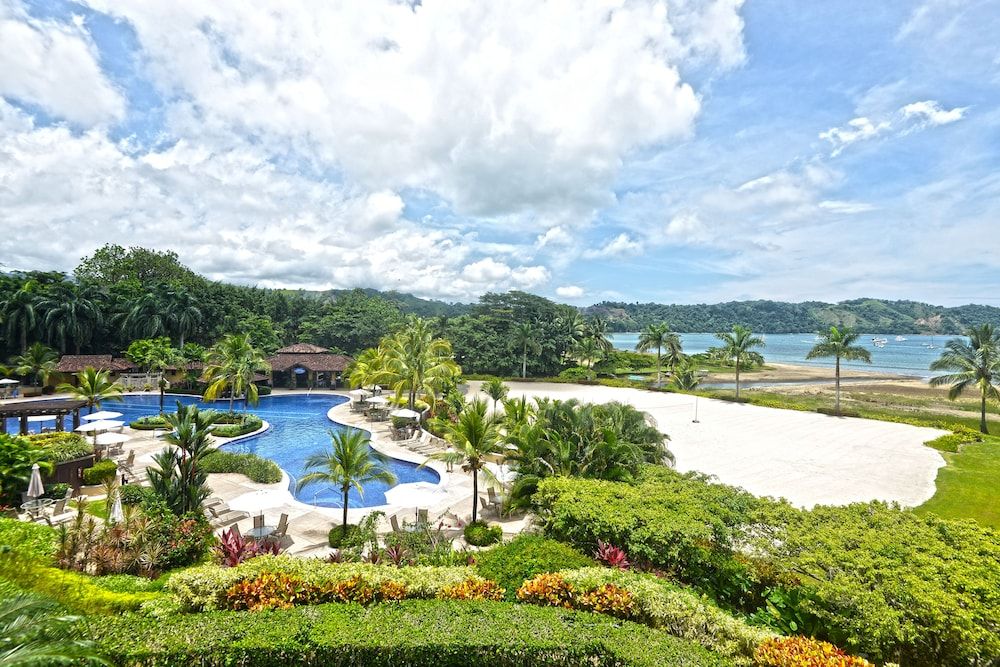 HRG Condos at Los Sueños