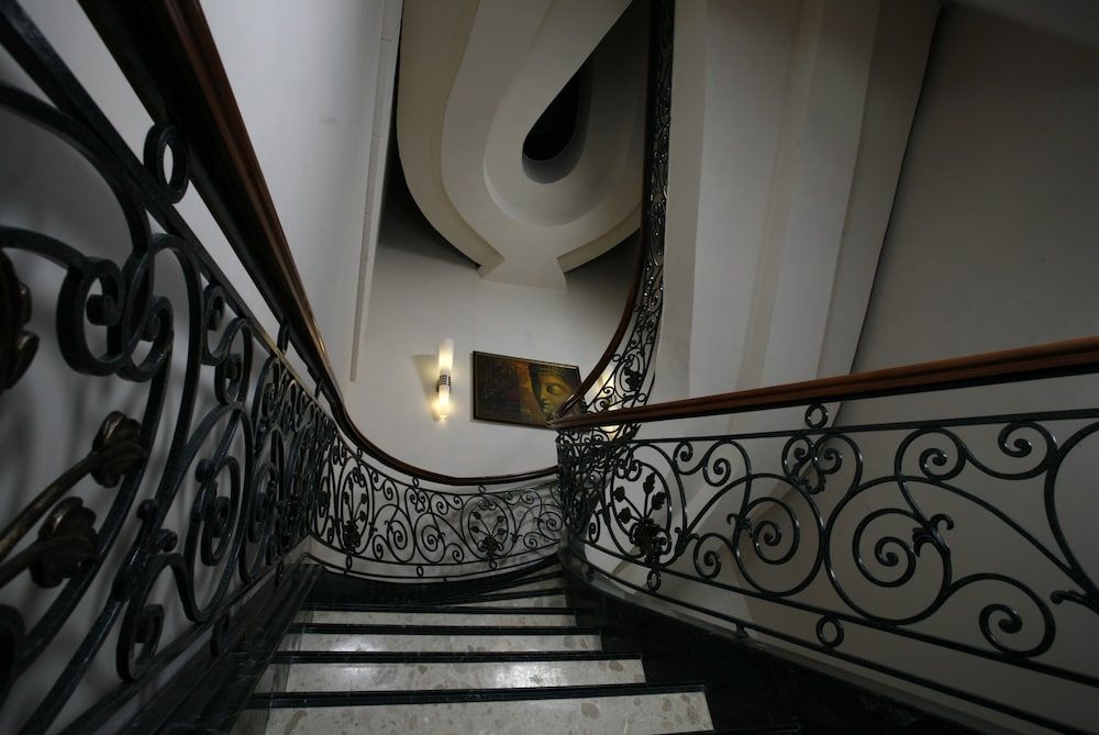 Ambrosia Sarovar Portico 2