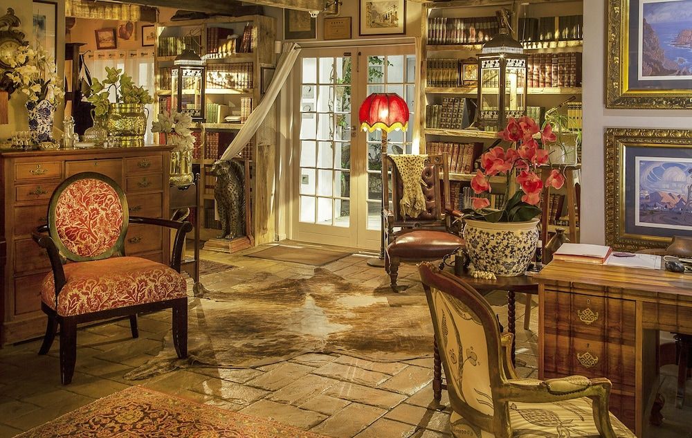 Abalone House & Pool Villas 2