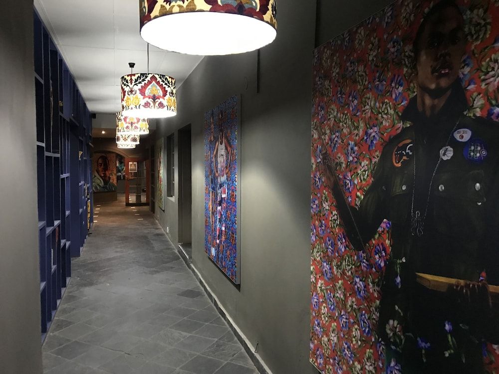 Elephant Springs Hotel & Cabanas 2