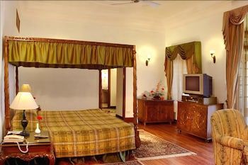 Noor-Us-Sabah Palace 2