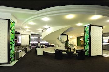 Grand Hotel Shumen 3