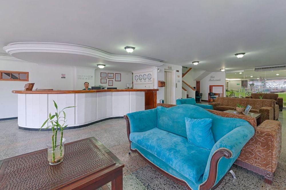 Hotel Granada Real 3