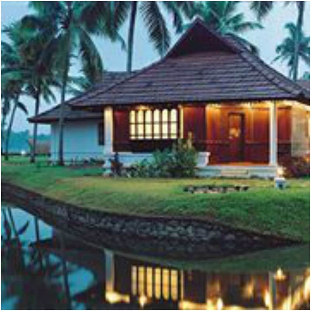 Kumarakom Lake Resort 3