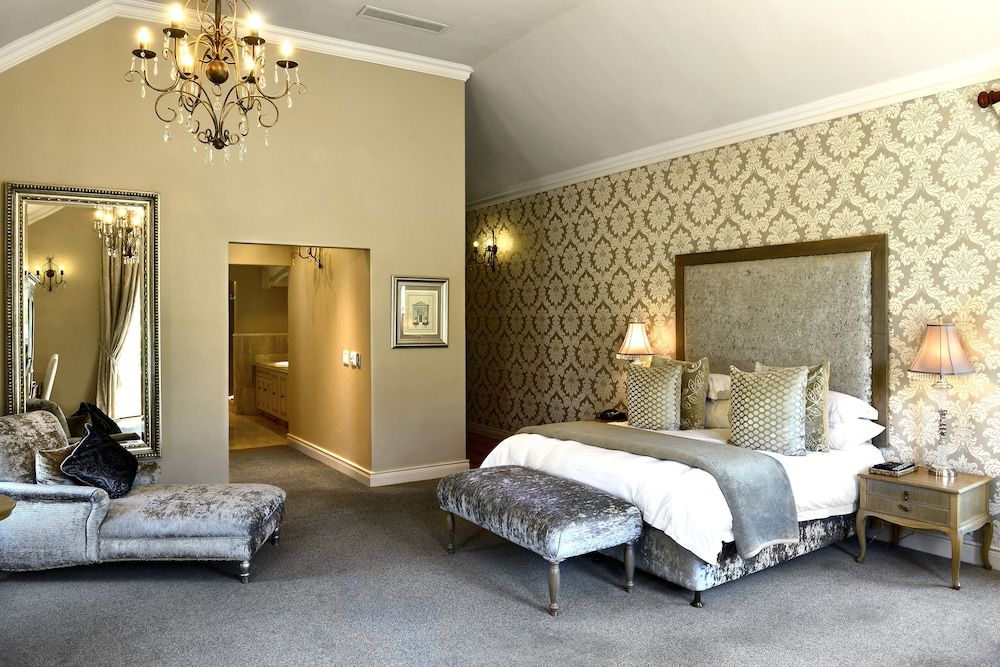 L'Ermitage Franschhoek Chateau & Villas 2 L'Ermitage Franschhoek Chateau & Villas 2