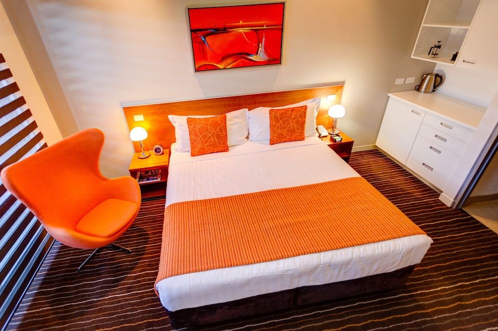 Mantra Charles Hotel 3