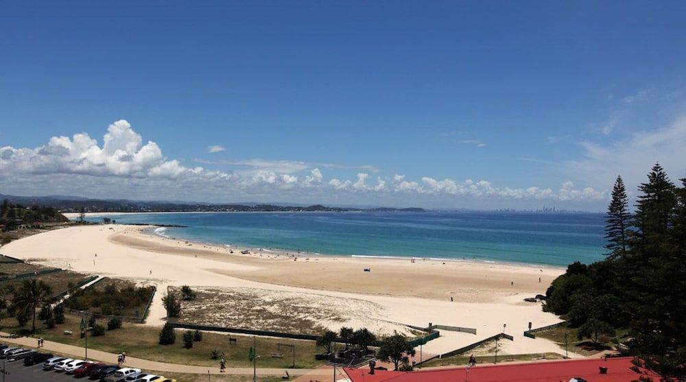 Komune - Gold Coast 1